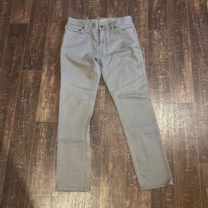 Banana Republic Gray Traveler Pants - 32x32